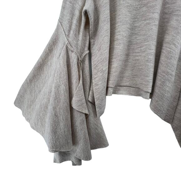 Free People Keep You Sweater Size Small Oversized Sleeves 100% Wool Cream - Picture 5 of 7